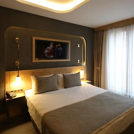 Lalehan Hotel 3*